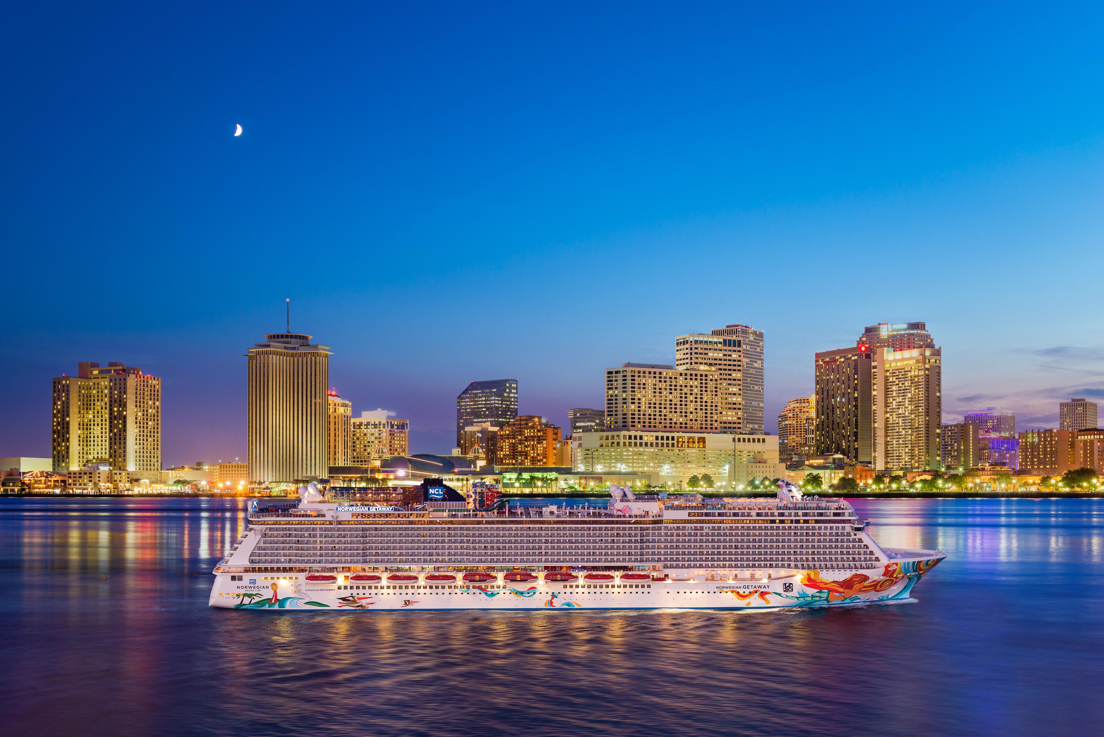 Canada At Par with Norwegian Cruise Line